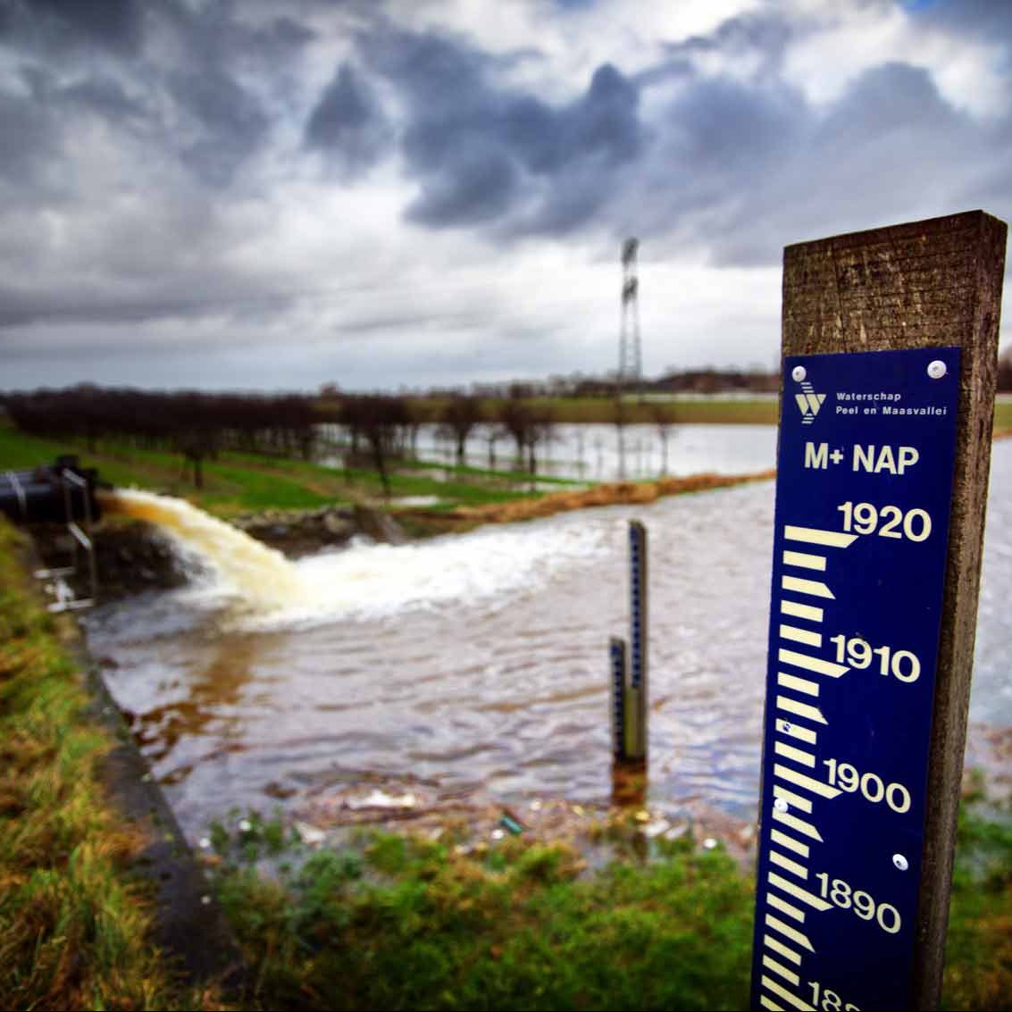 Peilstok van voormalig waterschap Peel en Maasvallei