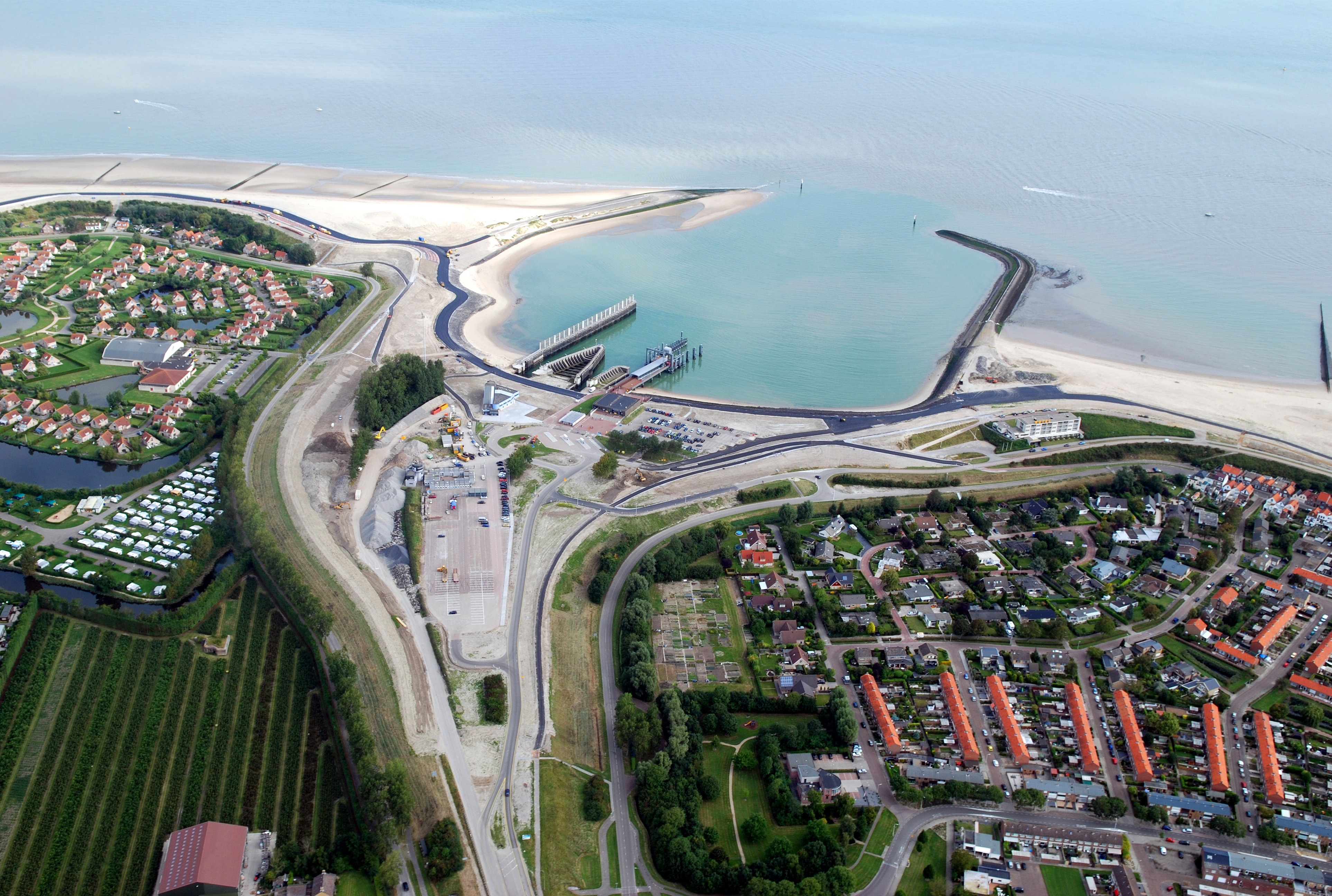 Luchtfoto van het kustversterkingsproject in Zeeland